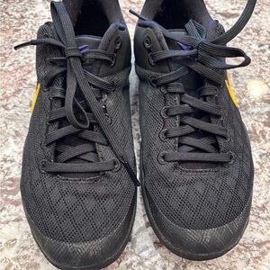 Kobe kid Nike indoor basketball sneakers